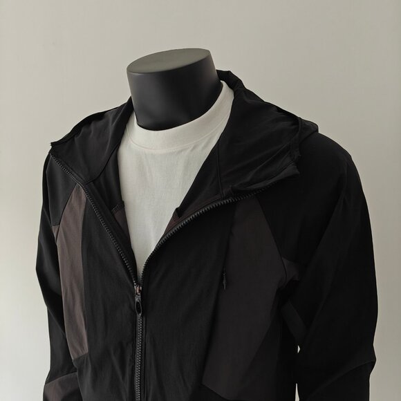 Oakley Hooded Comfort Softshell Windproof and Waterproof Jacket - Picture 4 of 4